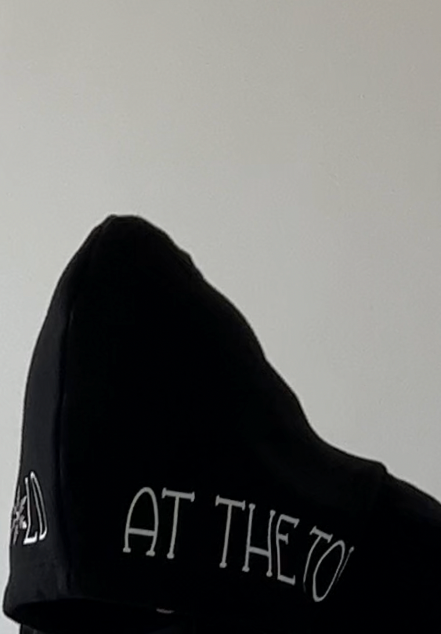 ‘It gets cold at the Top’ zip-up hoodie